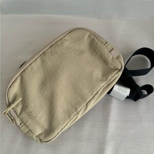 Tan Lululemon crossbody fanny pack BRAND NEW